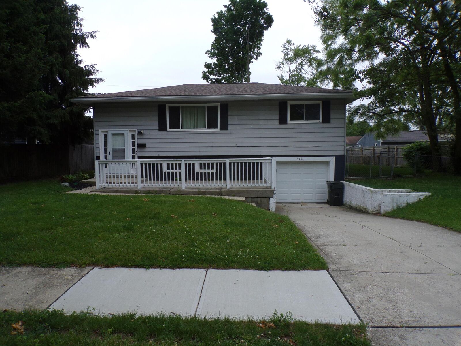 Property Photo:  3404 Elwood Drive  OH 43026 