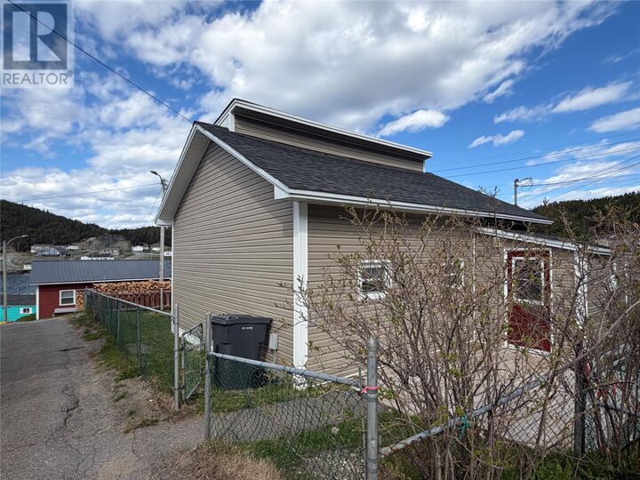 Property Photo: 5A Bank Street NL A0E 2T0