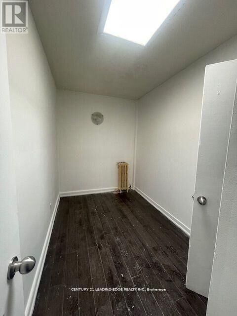 Property Photo: 1516 Eglinton Avenue West Apt 2 ON M6E 2G8