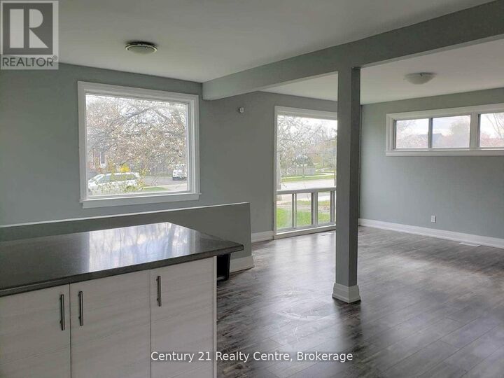 Property Photo: 1491 Pembroke Drive ON L6H 1V6