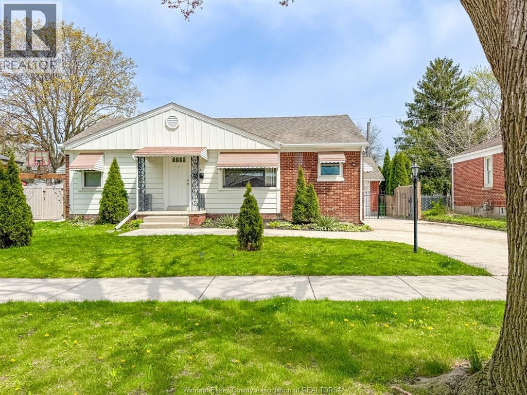 Property Photo:  2628 Randolph  ON N9E 3C9 