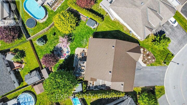 Property Photo:  217 Jasper Crescent  ON K4K 0A3 