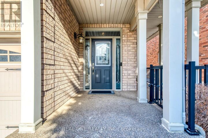 Property Photo: 2511 Felhaber Crescent ON L6H 7R8