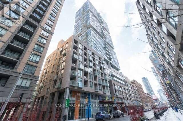 Property Photo: 199 Richmond Street West 513 ON M5V 0H4