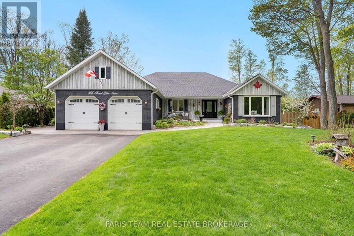 Property Photo:  135 Forest Glen Drive  ON P1P 1A1 