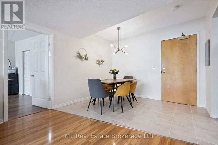 Property Photo: 105 Bagot Street 208 ON N1H 8H4