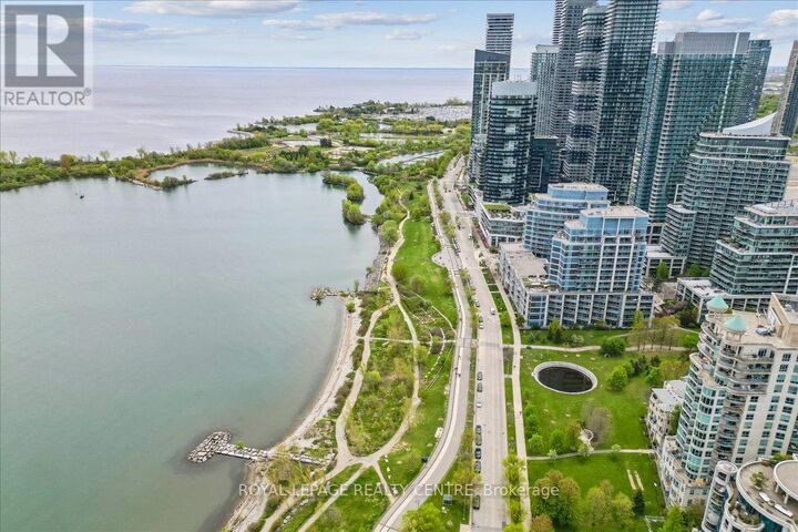 Property Photo: 2095 Lake Shore Boulevard West 318 ON M8V 4G4