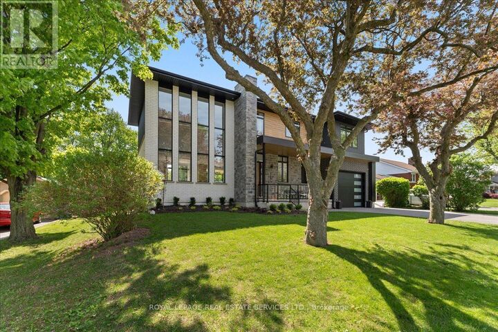 Photo de la propriété:  251 Aldercrest Avenue  ON L9B 1L7 