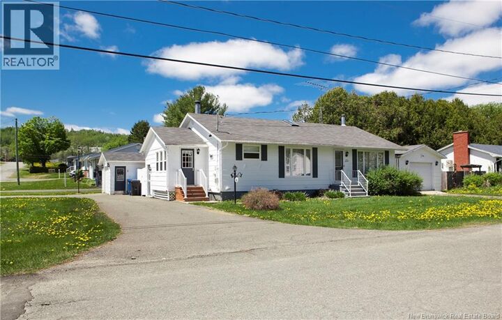 Property Photo:  148 Wentworth Street  NB E7M 2Z8 