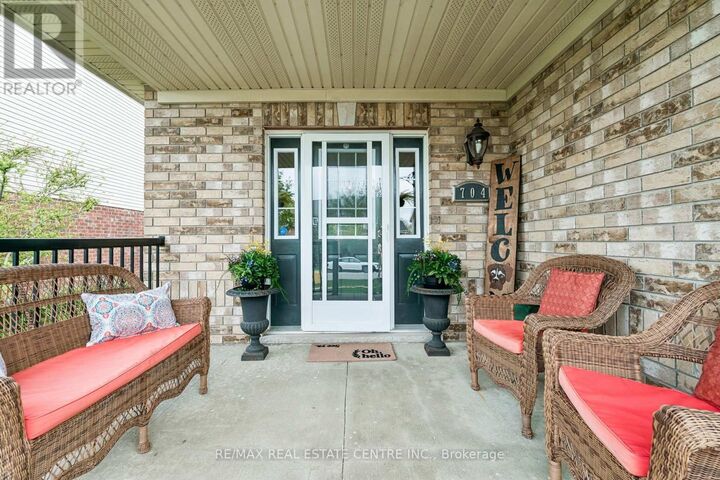 Property Photo: 704 Russell Court ON L9V 3P4
