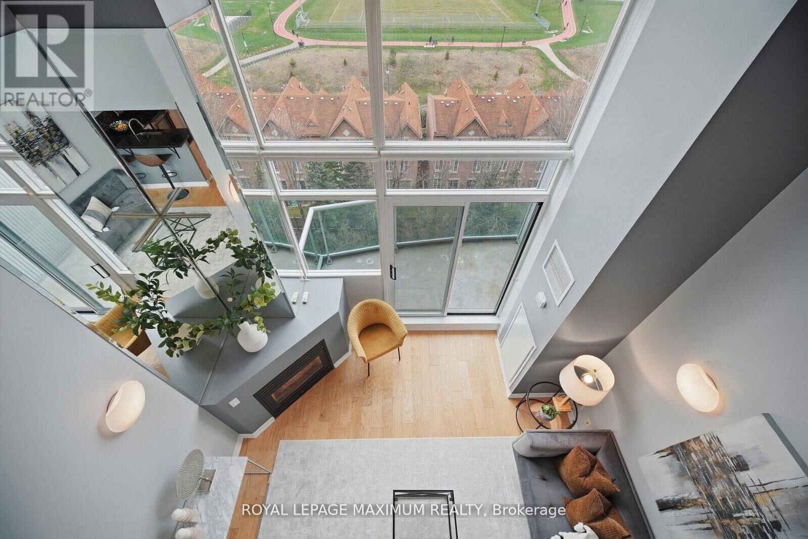 Property Photo:  200 Manitoba Street 508  ON M8Y 3Y9 