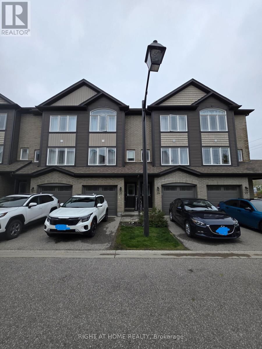 Property Photo:  12 Poplar Drive 27  ON N3C 0G4 