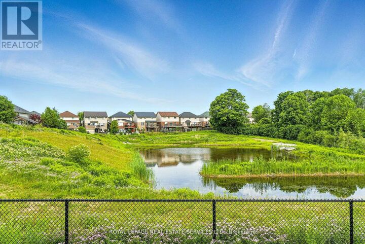 Property Photo:  22 Marshall Drive 8  ON N1E 0M9 