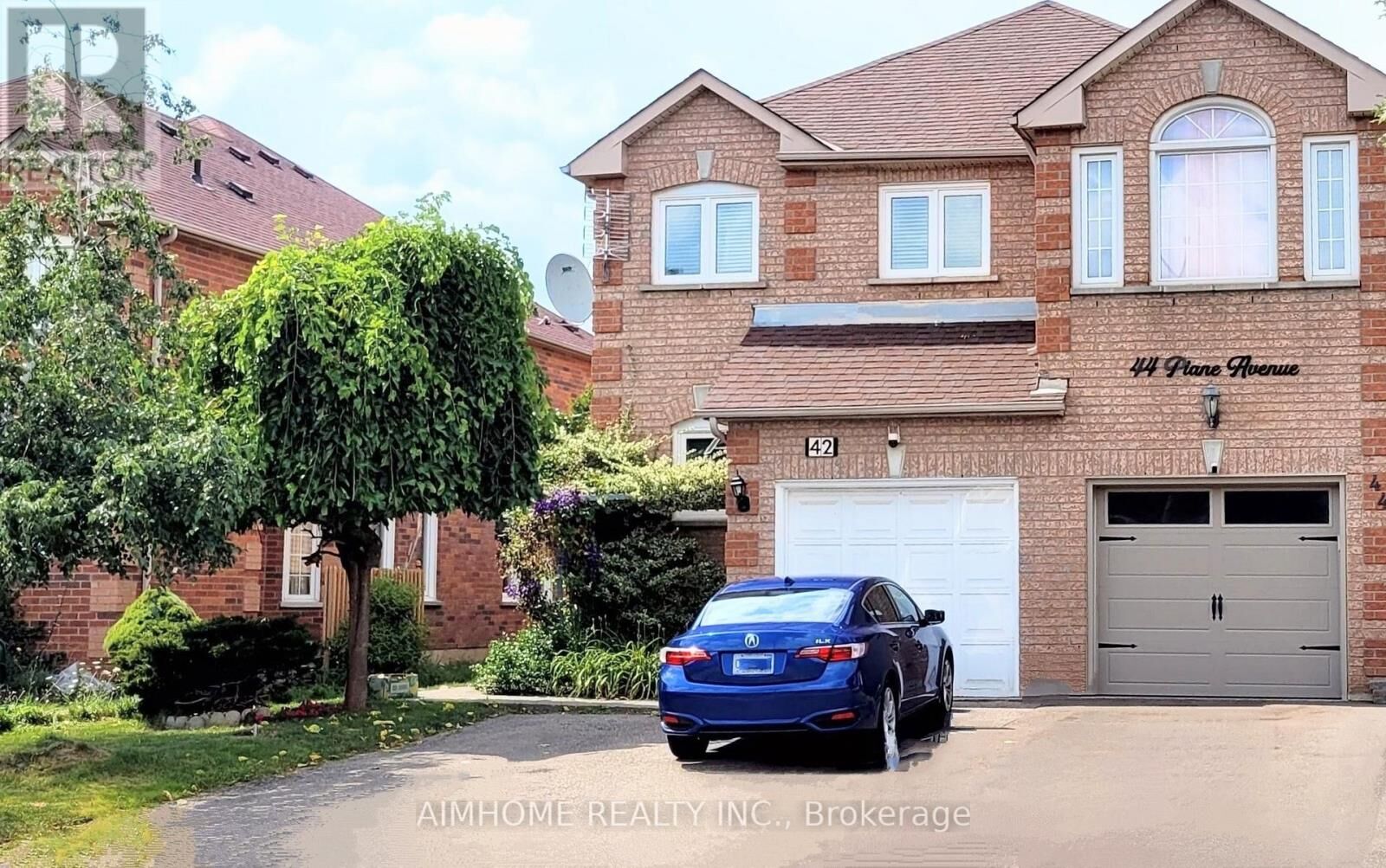 Property Photo:  42 Piane Avenue  ON L6Y 4X9 