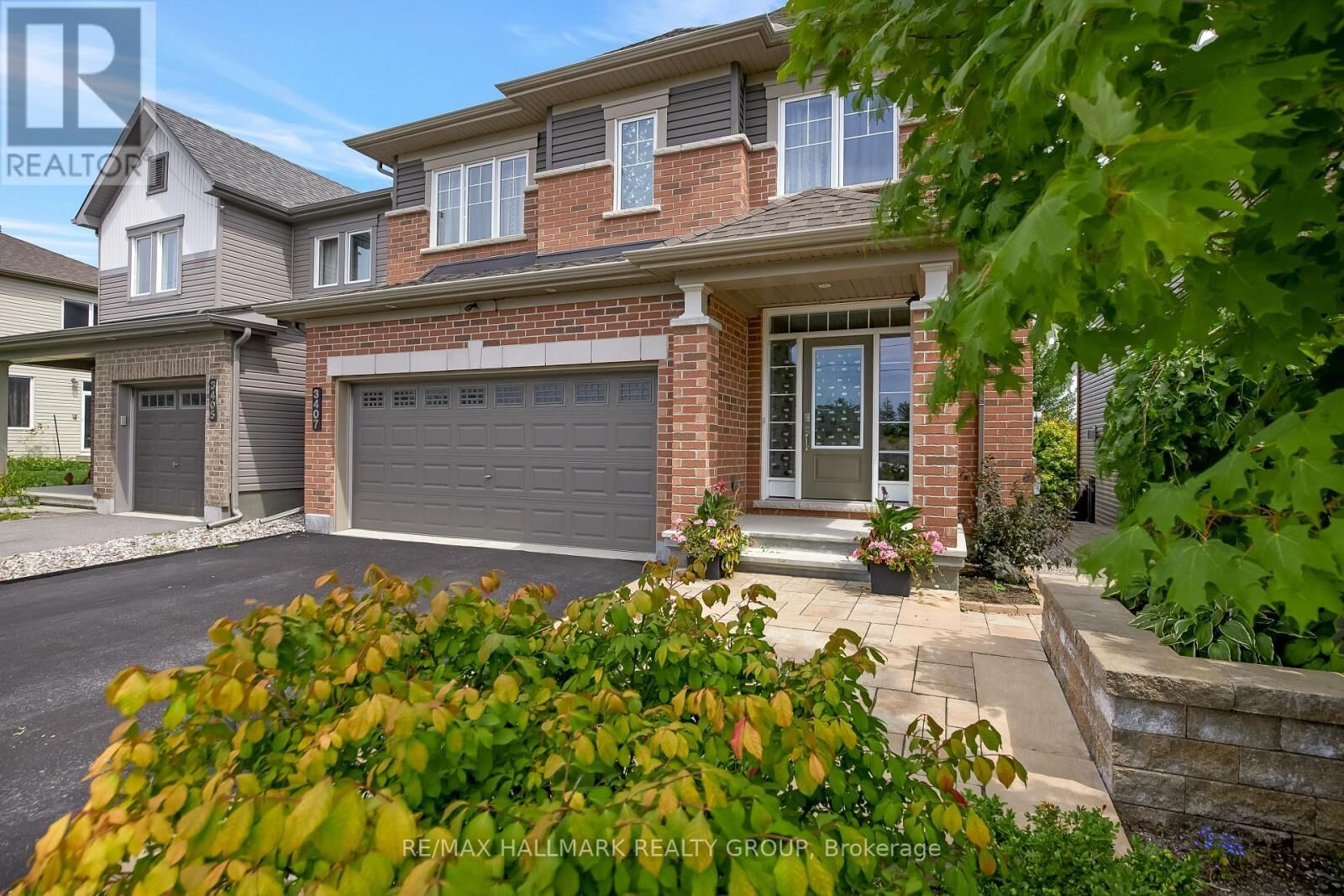 Property Photo: 3407 Woodroffe Avenue 2 ON K2G 7A1