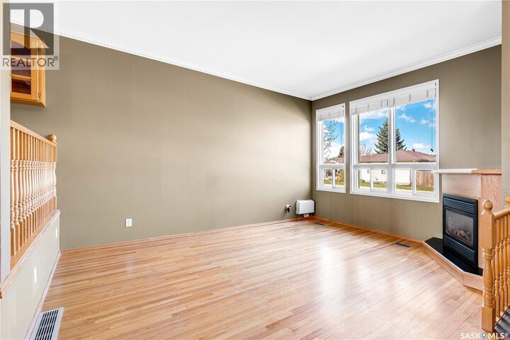 Property Photo:  6 107 Rever Road  SK S7T 0Y4 