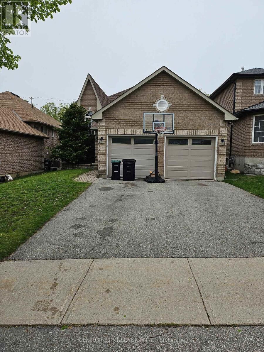 Property Photo: 89 Masters Drive ON L4M 6W8