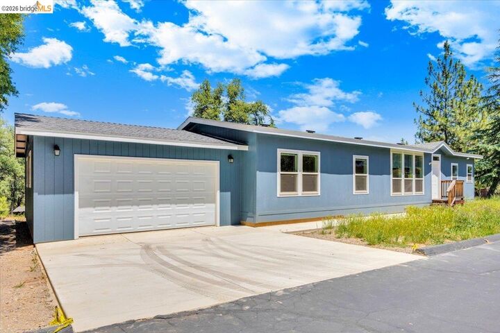 Property Photo: 22726 Whispering Pines Dr. CA 95321