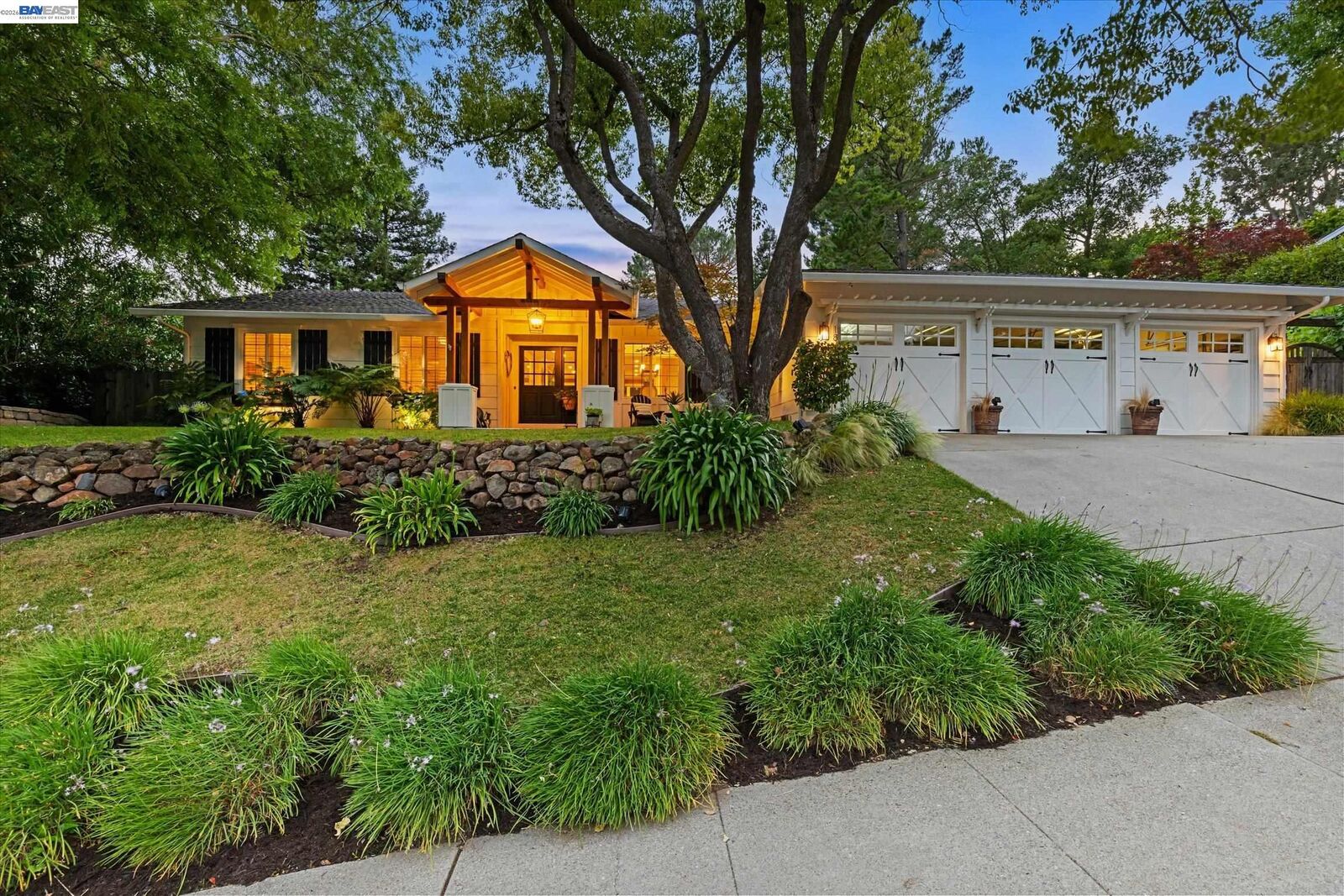 Property Photo: 184 Lowell Dr CA 94526