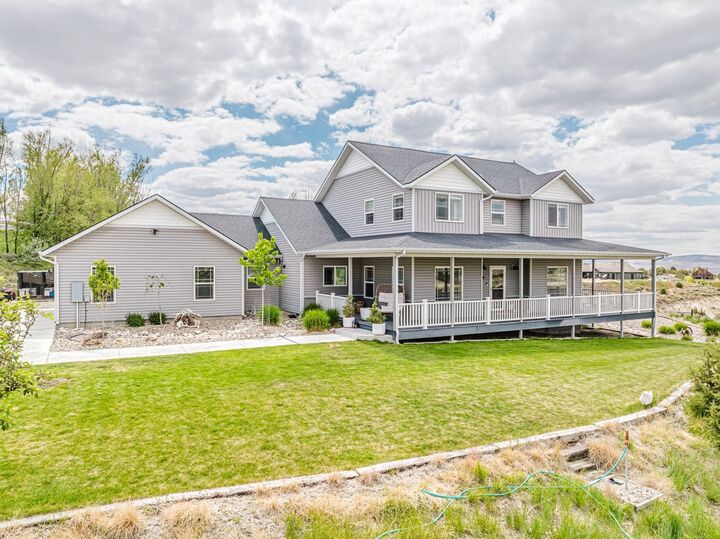 Property Photo:  456 Heather Drive  NV 89815 