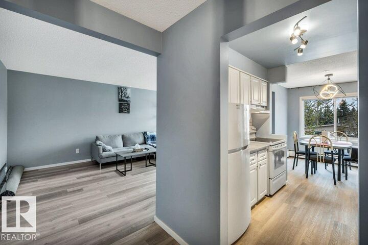Property Photo:  11445 41 Avenue NW 303  AB T6J 0T9 