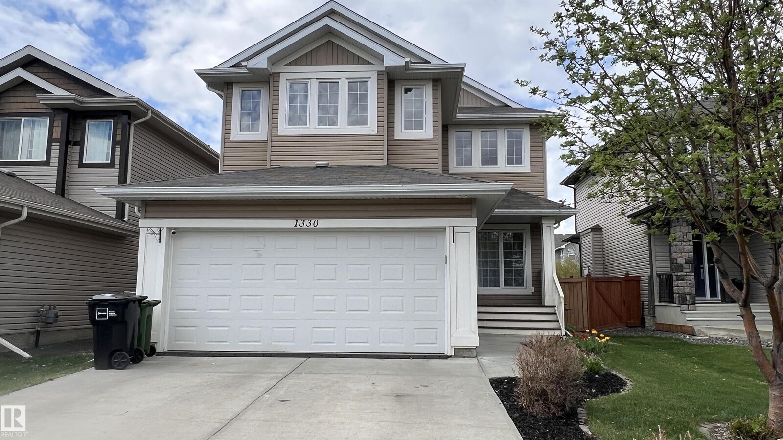 Property Photo:  1330 114B Street SW  AB T6W 0G7 