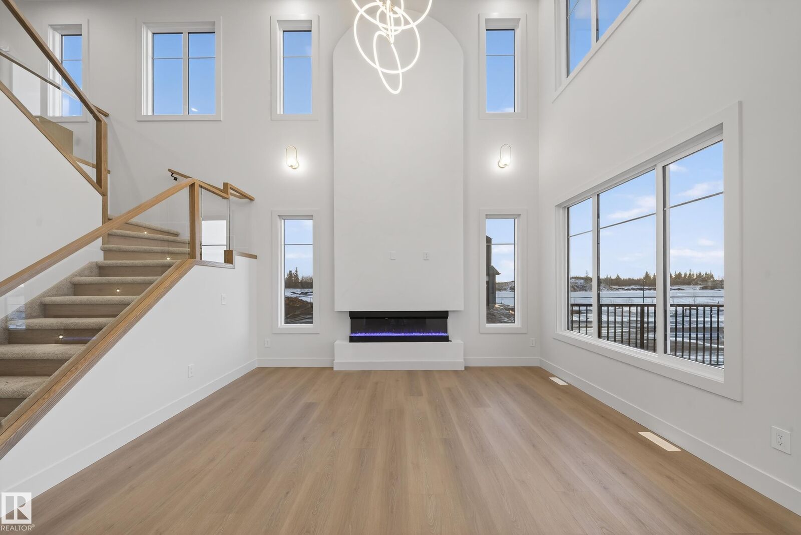 Property Photo:  4276 Charles Close SW  AB T6W 1A7 
