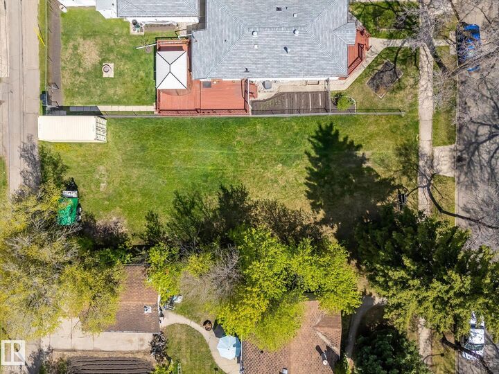 Property Photo:  12122 45 Street NW  AB T5W 2V1 