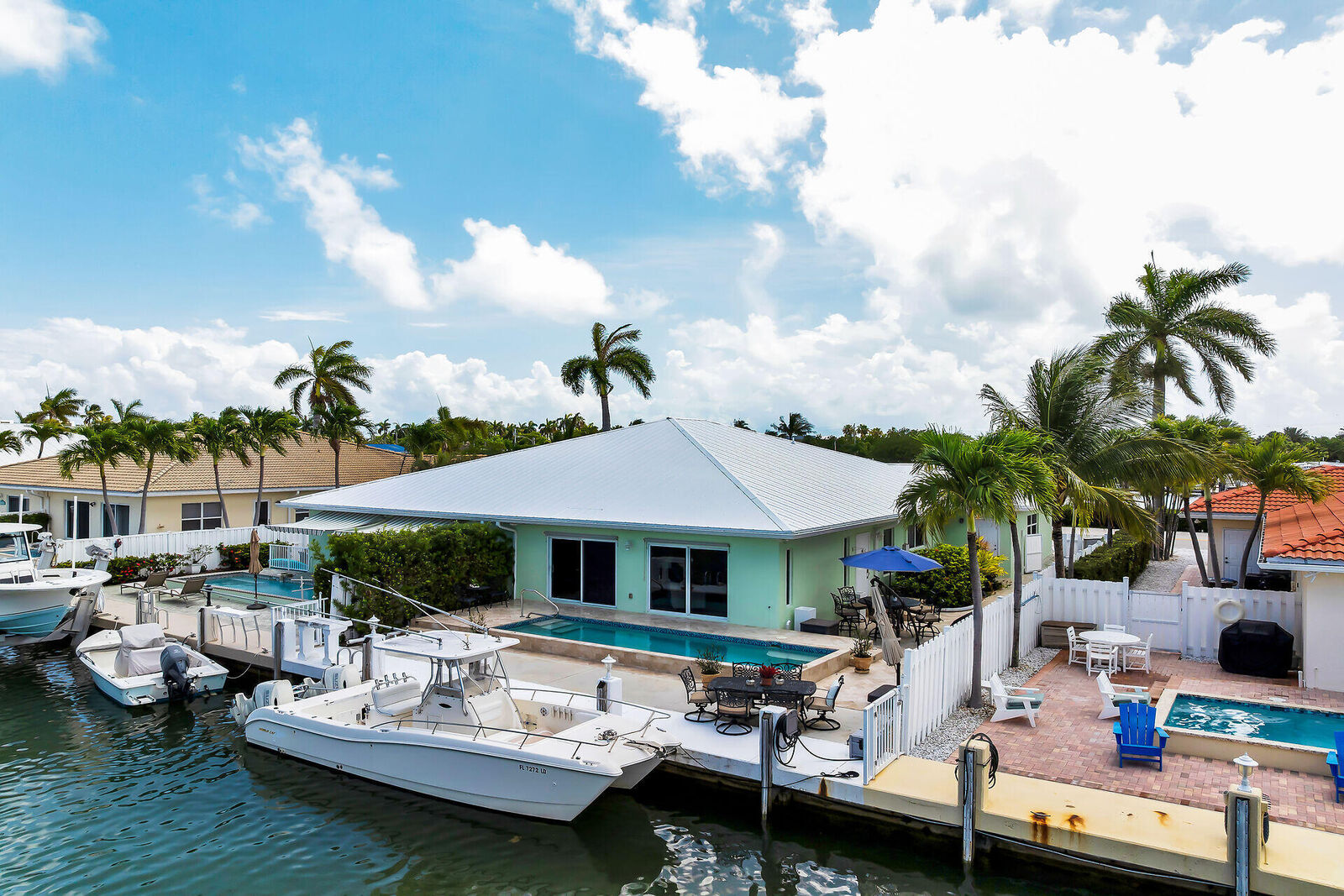 Property Photo:  292 Sadowski  FL 33051 