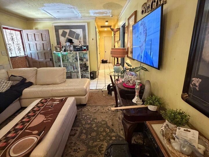 Property Photo:  2556 Williamsburg Drive  GA 30034 