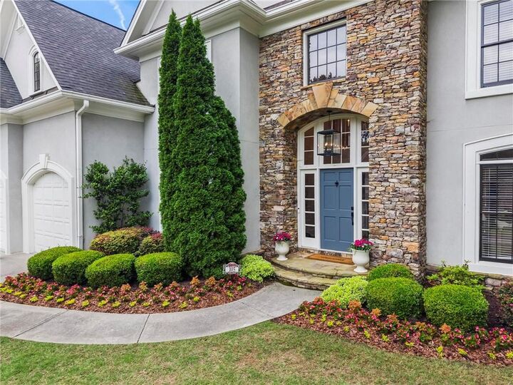 Property Photo:  105 Crestwicke Trace  GA 30319 