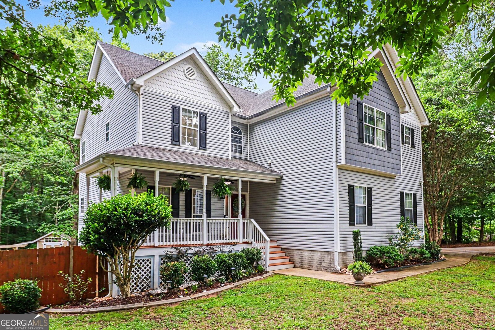 Property Photo: 220 Brittain Way GA 30263