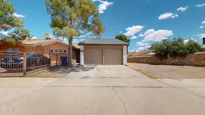 Property Photo:  11313 Lake Nemi Drive B  TX 79936 