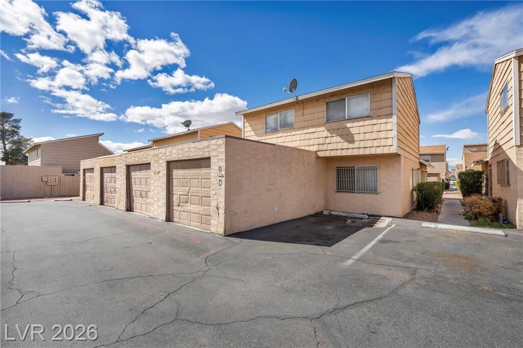 Property Photo: 5157 Garden Lane B NV 89119