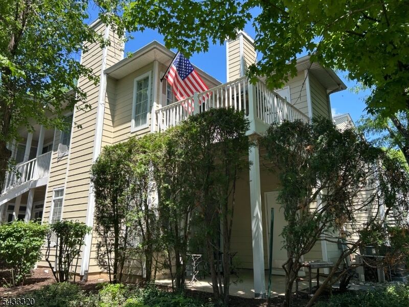 Property Photo:  65 Wentworth Road  NJ 07921 