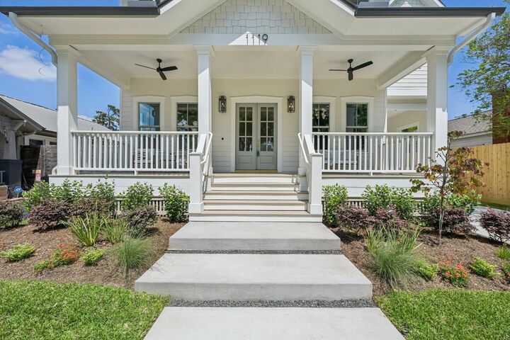 Property Photo:  1119 E 7th 1/2 Street  TX 77009 