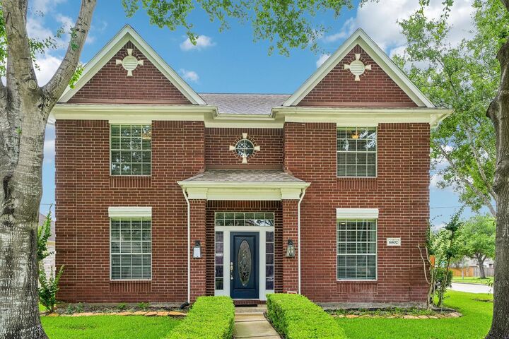 Property Photo: 6802 Oak Run Drive TX 77407