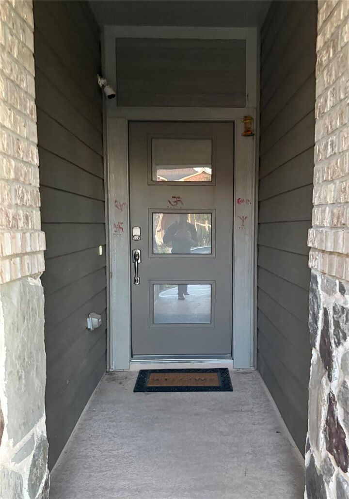 Property Photo: 24735 Twilight Hollow Lane TX 77406