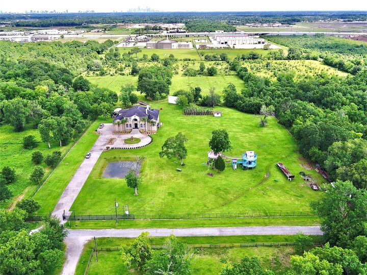 Property Photo:  4637 Dagg Road  TX 77048 
