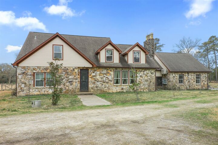 Property Photo:  9009 Lazy Lane  TX 77563 