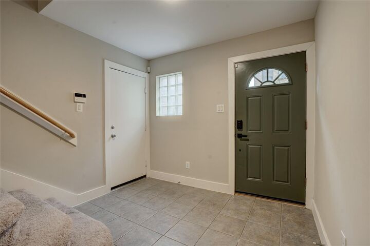 Property Photo: 5911 Petty Street TX 77007