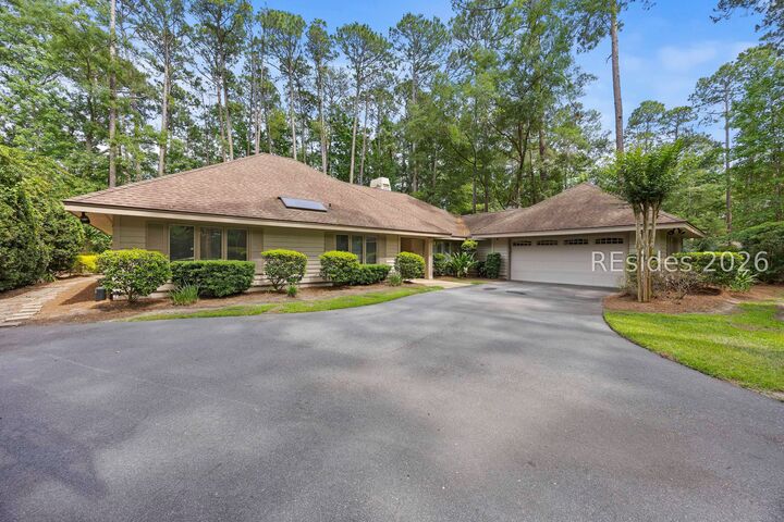 Property Photo:  11 Royal James Drive  SC 29926 