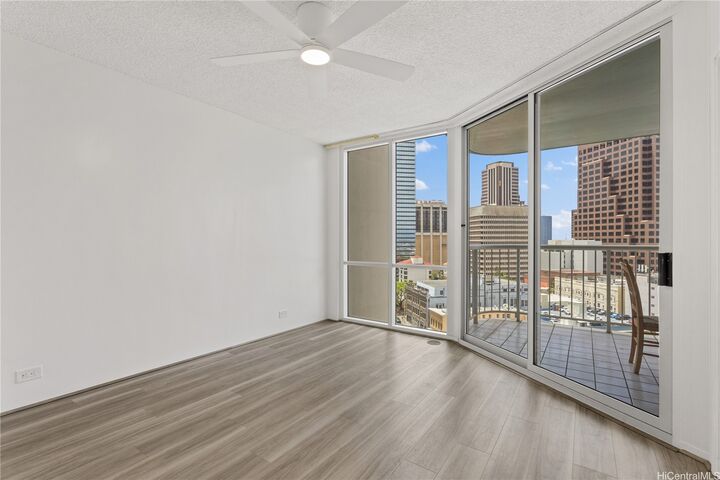 Property Photo:  1212 Nuuanu Avenue 1503  HI 96817 