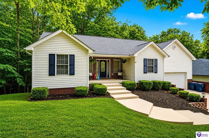 Property Photo:  310 Catbird Road  KY 40108 