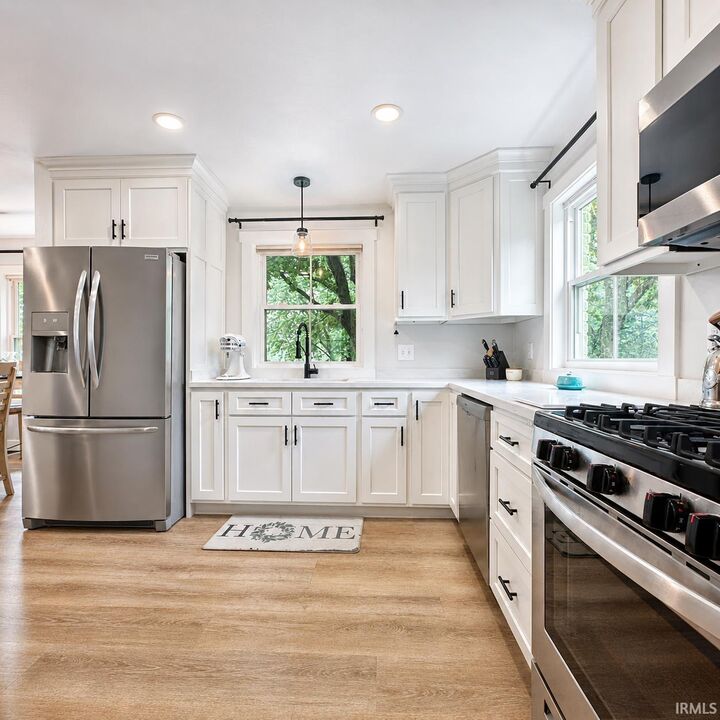 Property Photo:  1506 N Sugarland Road  IN 47501 
