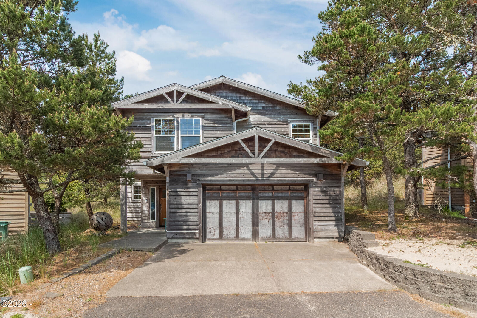 Property Photo: 33830 Venture Boulevard OR 97135