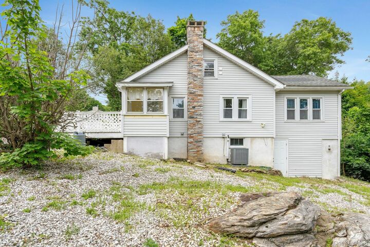 Property Photo:  15 Schuyler Road  NY 10512 