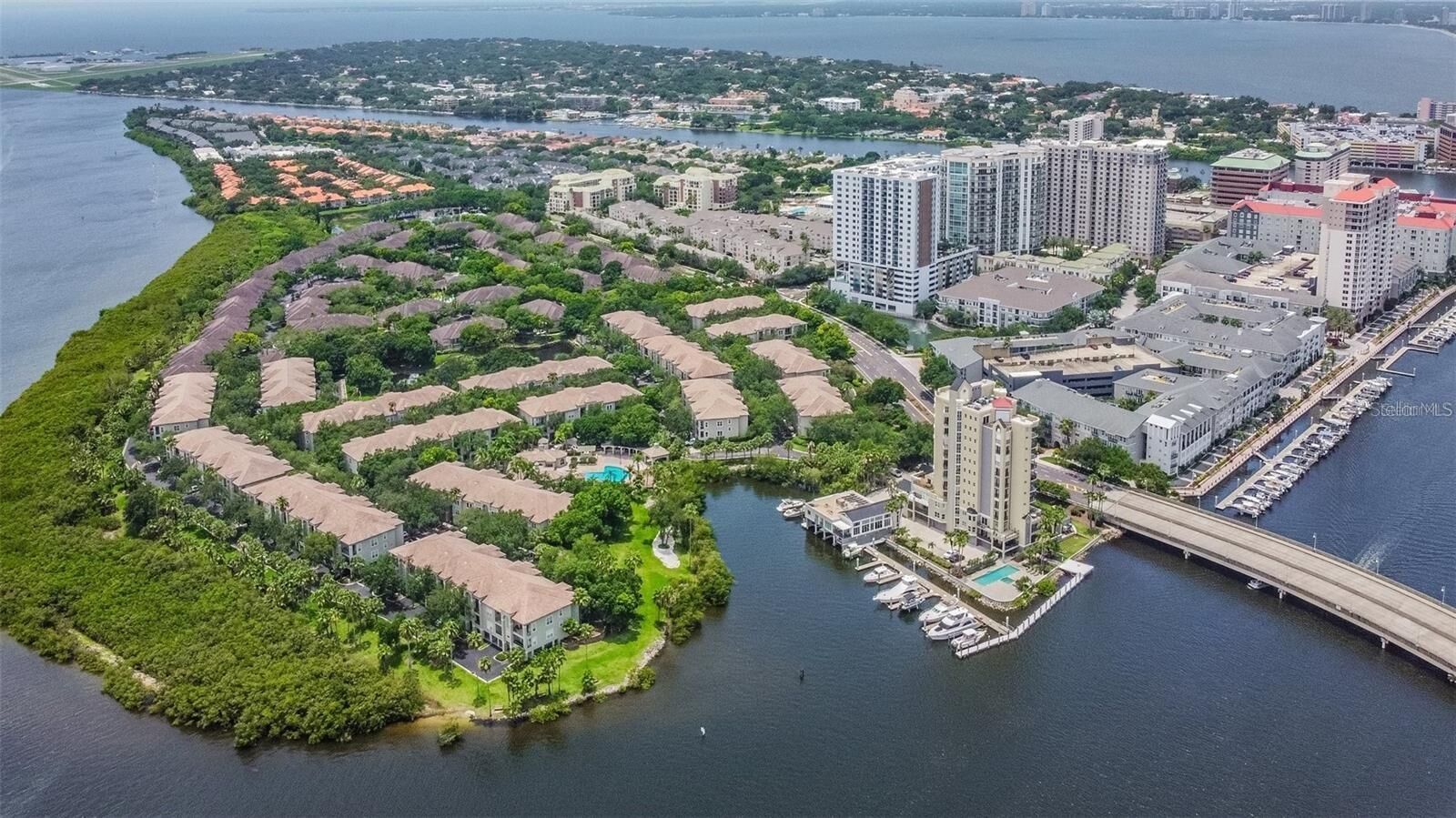 Property Photo: 756 Coral Reef Drive FL 33602