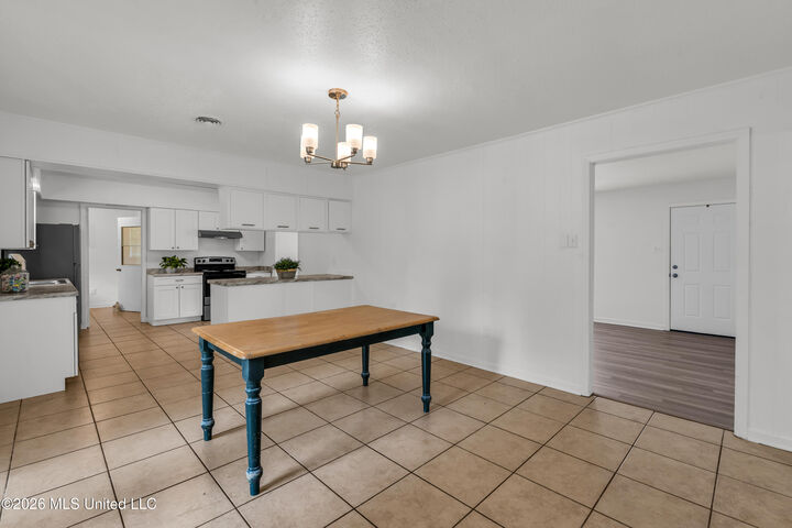 Property Photo:  2505 Shady Lane  MS 39531 