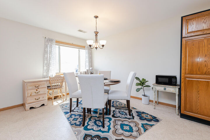 Property Photo: 984 Spring Ct WI 53095